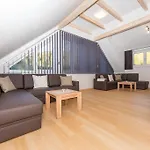 Angerer Apartment *
